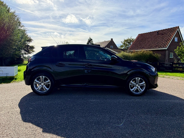 Foto 8 van Peugeot 208 1.2 PureTech Allure Pack Carplay 360Camera 16INCH Cruise Control Perfect Onderhouden