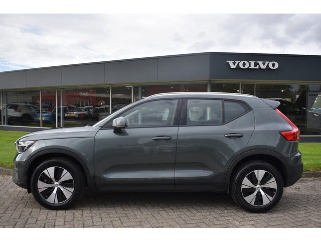Foto 6 van Volvo XC40 B3 Core | Leder |  ACC | Stoel stuurwiel verwarmd | Camera + PDC |