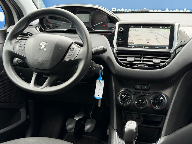 Foto 3 van Peugeot 208 1.2 PureTech Active|2e Eigenaar|Distributie vv in 2021|Navi|Carplay|Airco|PDC|Isofix|Goe