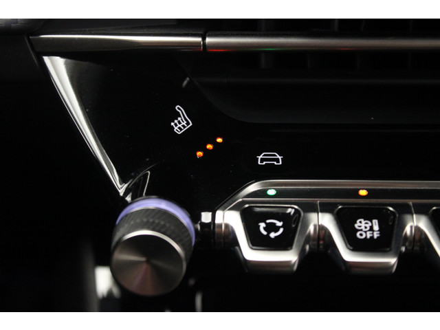 Foto 6 van Peugeot 208 1.2 PureTech 100 Allure |Stoelverw.|Camera|Navi|