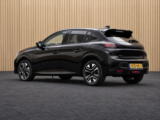 Foto 9 van Peugeot 208 1.2 Hybrid 110 e-DCS6 Allure Automaat | Camera/Navi/Climate