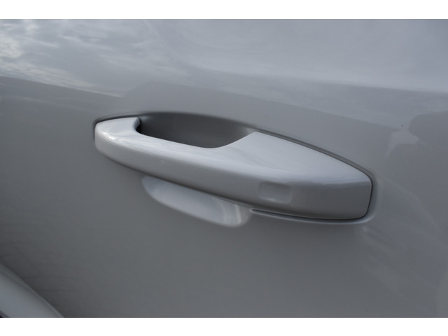 Foto 7 van Volvo XC40 B4 Plus Dark | ACC | Trekhaak | Schuif/kanteldak | Stoel + Stuur verwarmd | BLIS | Nubuck