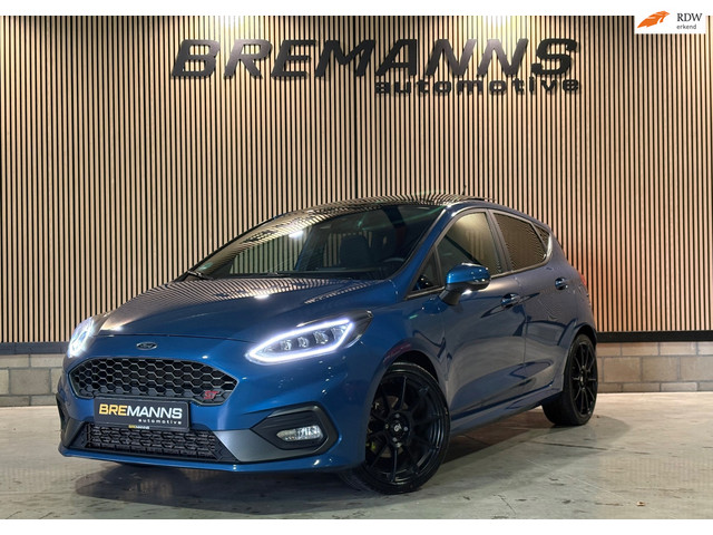 Foto 3 van Ford Fiesta 1.5 EcoBoost ST / 1e eigenaar / Dealer onderhouden / Winterpakket /
