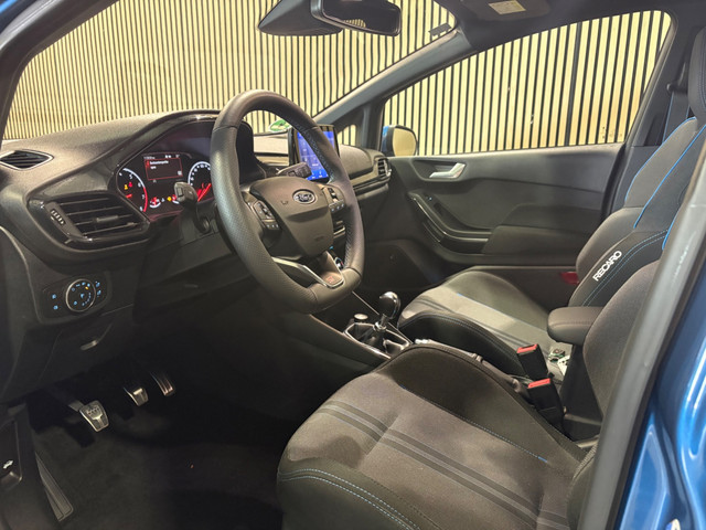 Foto 8 van Ford Fiesta 1.5 EcoBoost ST / 1e eigenaar / Dealer onderhouden / Winterpakket /
