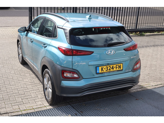 Foto 2 van Hyundai KONA EV Comfort 64 kWh SOH 100% Nederlandse auto/Apple carplay/Adaptieve cruise control/Acht
