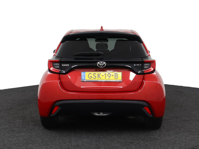 Foto 4 van Toyota Yaris 1.5 Hybrid 130 Executive | Parkeersensoren | Apple Carplay/Android Auto |  Blind Spot M