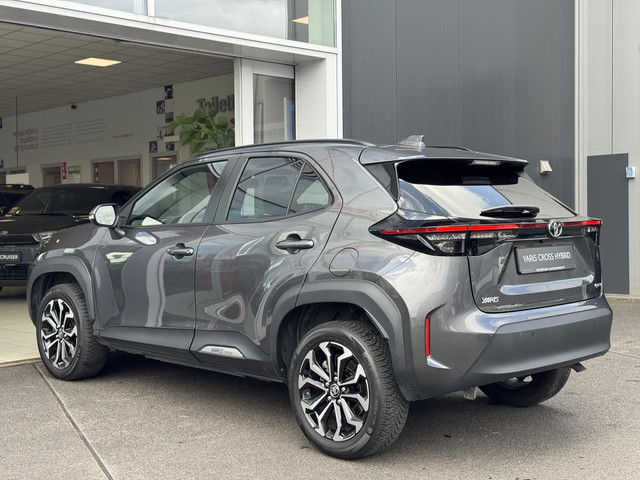 Foto 6 van Toyota Yaris Cross Dynamic + Comfort pakket | Parkeersensoren voor + achter | Stoelverwarming voor |