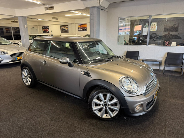 MINI Cooper 1.6 One *NAP*Airco*Velgen*NAVI (bj 2012)