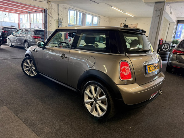 Foto 7 van MINI Cooper 1.6 One *NAP*Airco*Velgen*NAVI (bj 2012)