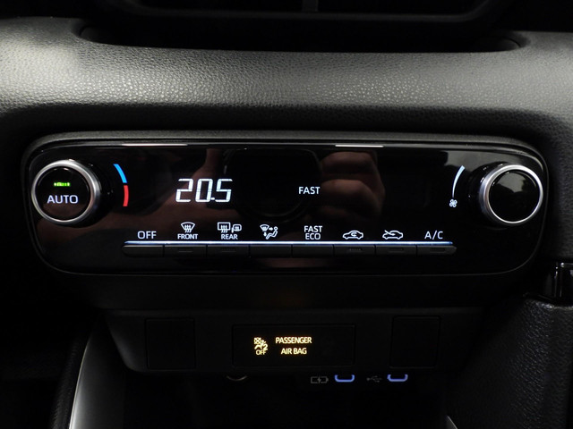 Foto 6 van Toyota Yaris 1.5 Hybrid 115 Active NAVI-APP/CLIMA/CAMERA/15"LMV!