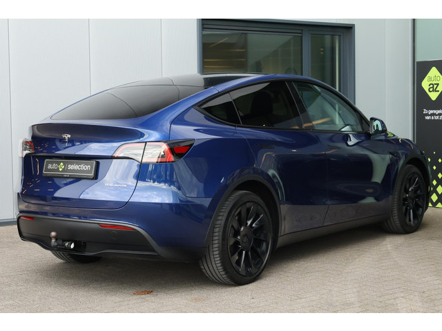 Foto 6 van Tesla Model Y Long Range AWD 75 kWh / Trekhaak / Pano / Adaptive cruise