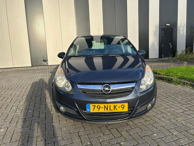 Foto 10 van Opel Corsa 1.2-16V '111' Edition Nw APK-Airco-Cruise-Elekpakket-Lmv