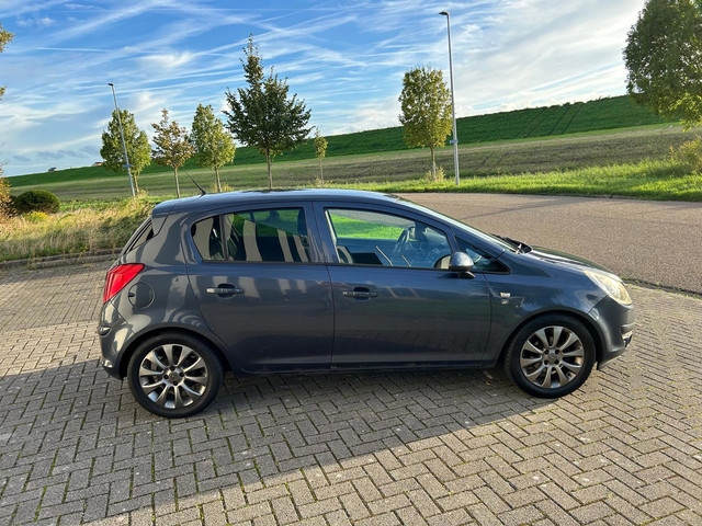 Foto 7 van Opel Corsa 1.2-16V '111' Edition Nw APK-Airco-Cruise-Elekpakket-Lmv