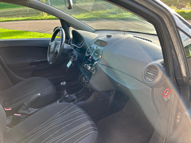 Foto 9 van Opel Corsa 1.2-16V '111' Edition Nw APK-Airco-Cruise-Elekpakket-Lmv