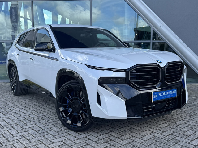 Foto 4 van BMW XM PHEV 30 kWh M-Sport V8 653pk Driving Assist / Bowers Wilkins Audio / 23inc /Massage Stoelen