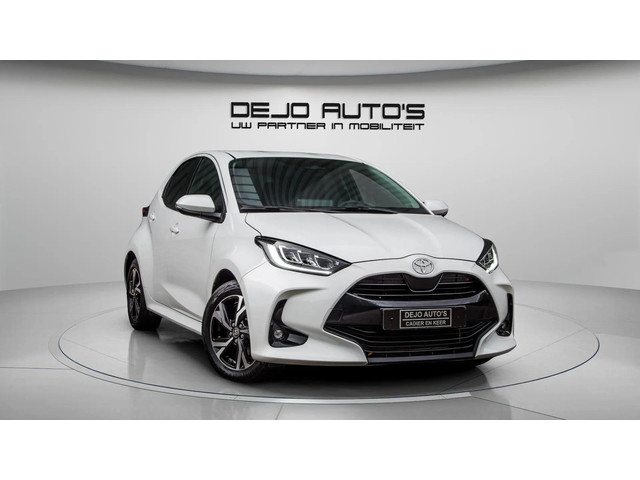 Toyota Yaris 1.5 Hybrid 115 DYNAMIC NAVI-CARPLAY CAMERA STOEL+STUUR VERWARMD LM VELGEN
