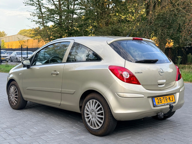 Foto 8 van Opel Corsa 1.2-16V Enjoy/Elekt raam/NAP/Trekhaak