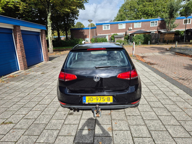 Foto 2 van Volkswagen Golf 1.4 TSI Comfortline 90kw 5D Black Edition