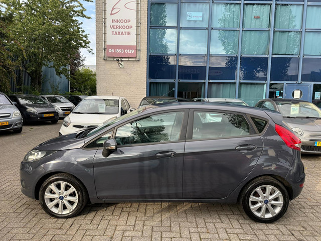 Foto 3 van Ford Fiesta 1.25 Trend, Airco, Apk 05/2027, Onderhoudshistorie