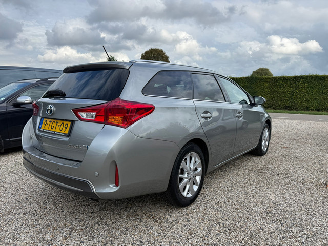 Foto 3 van Toyota Auris Touring Sports 1.8 Hybrid Lease+ Pano | Camera | Navi | PDC | Dealer Onderhouden