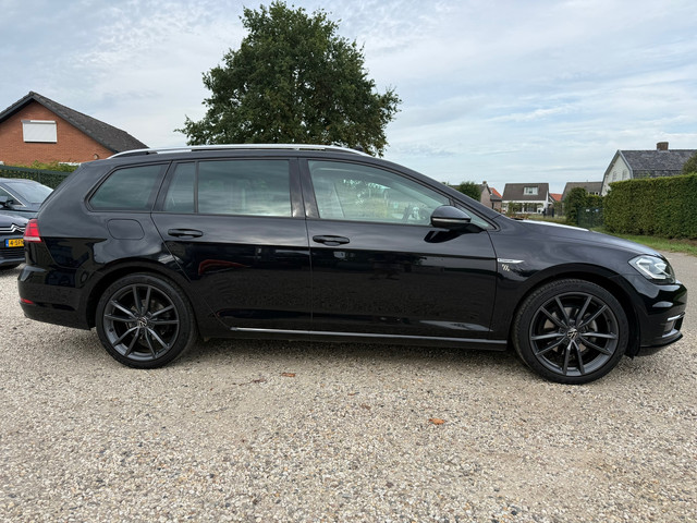 Foto 5 van Volkswagen Golf Variant 1.5 TSI Comfortline Business Virtual | Pano | LED | Org. NL | Trekhaak Afnb.