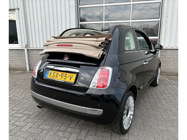 Foto 8 van Fiat 500 1.2 Lounge Weinig kilometers!