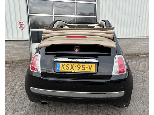 Foto 10 van Fiat 500 1.2 Lounge Weinig kilometers!