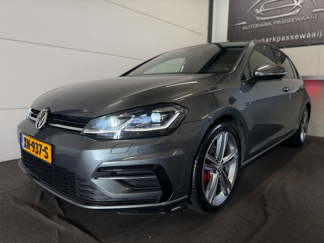 Foto 3 van Volkswagen Golf 1.5 TSI 3x R-Line Pano, ACC, Virtual Cockpit, Apple Carplay, Stoelverwarming, Achter