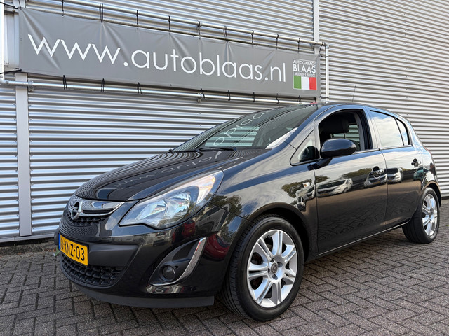 Foto 3 van Opel Corsa 1.4-16V Cosmo