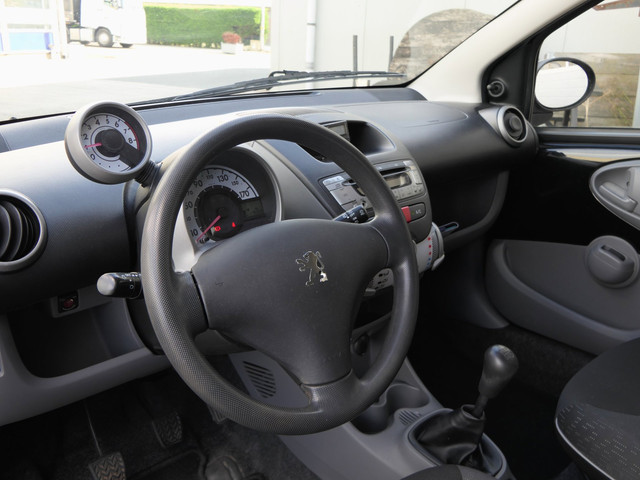 Foto 6 van Peugeot 107 1.0-12V XS 5-Deurs | Elek Ramen | Airco | Zuinig! | Origineel NL