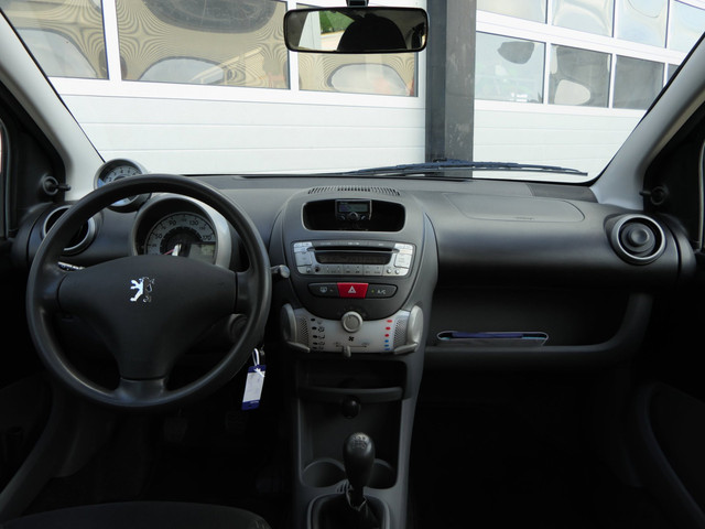 Foto 8 van Peugeot 107 1.0-12V XS 5-Deurs | Elek Ramen | Airco | Zuinig! | Origineel NL