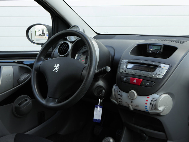 Foto 10 van Peugeot 107 1.0-12V XS 5-Deurs | Elek Ramen | Airco | Zuinig! | Origineel NL