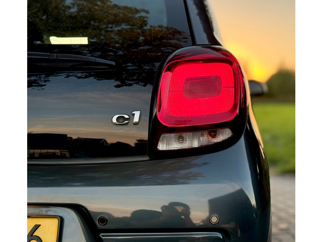 Foto 8 van Citroen C1 1.0 e-VTi Shine / Camera / Airco / Touchscreen / Bluetooth / Parkeersensoren