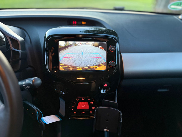 Citroen C1 1.0 e-VTi Shine / Camera / Airco / Touchscreen / Bluetooth / Parkeersensoren