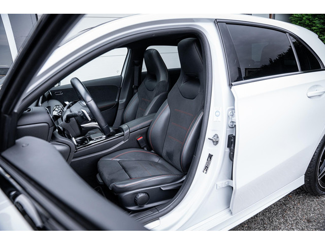 Foto 9 van Mercedes-Benz A-klasse 250e AMG Line Pano-dak|Sfeerverl.|Carplay|Camera|Widescreen