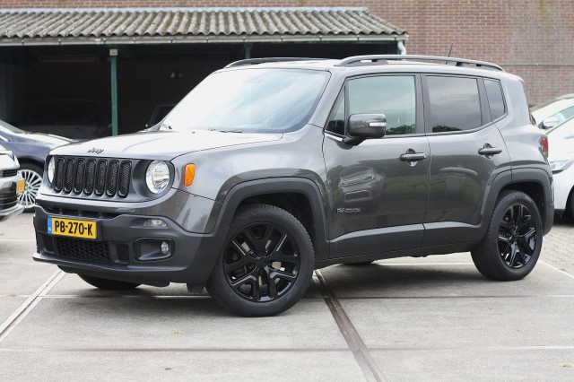 Foto 4 van JEEP RENEGADE 1.6 E-Torq Night Eagle ll / NAP / Trekhaak / Navi / Airco