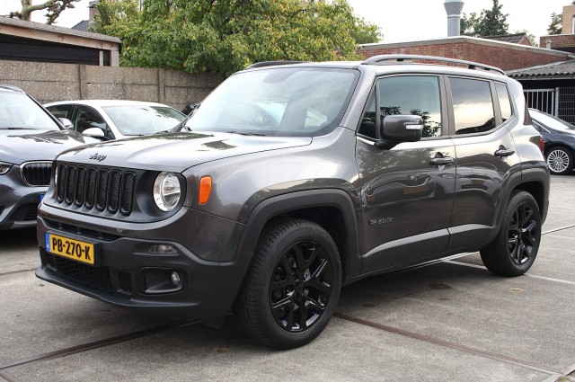 Foto 8 van JEEP RENEGADE 1.6 E-Torq Night Eagle ll / NAP / Trekhaak / Navi / Airco