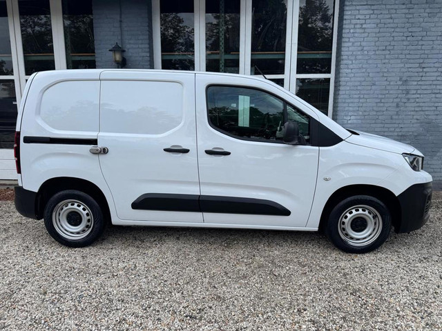 Foto 9 van Peugeot Partner 1.5 BlueHDi 100 S&S L1, NAVI, CRUISCONTR, AIRCO, MULTI FUNKTIONEEL, IN NIEUWSTAAT !!