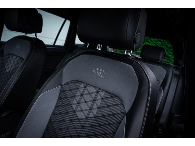 Foto 7 van Volkswagen Tiguan 1.4 TSI eHybrid R-Line Trekhaak|IQ.Light|Camera|ACC|Carplay|20''