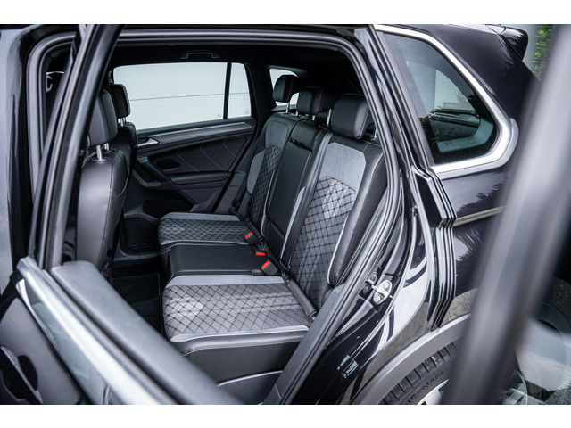 Foto 6 van Volkswagen Tiguan 1.4 TSI eHybrid R-Line Trekhaak|IQ.Light|Camera|ACC|Carplay|20''
