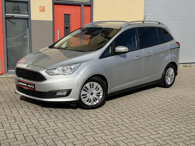 Foto 10 van Ford Grand C-Max 1.0 Titanium 7p. Camera, Nieuwe Distributieriem