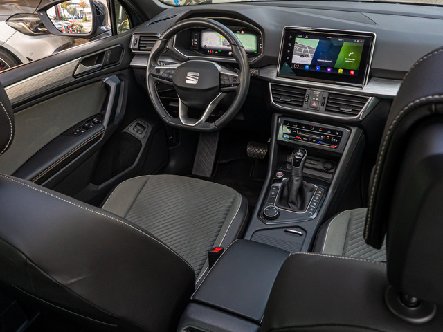 Foto 3 van SEAT Tarraco 1.4 TSI e-Hybrid PHEV Xperience PANO 20 INCH 360 CAMERA MEMORY STOEL DODEHOEK