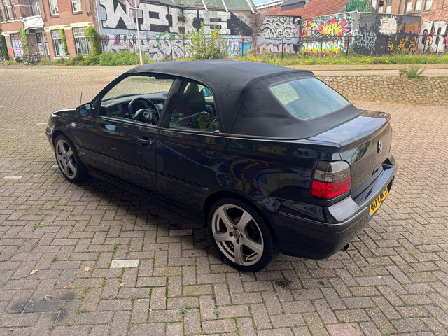 Foto 5 van Volkswagen Golf Cabriolet 1.6 leer CarPlay stereo 17 inch velgen nette linnen dak apk juli 2027 leuk