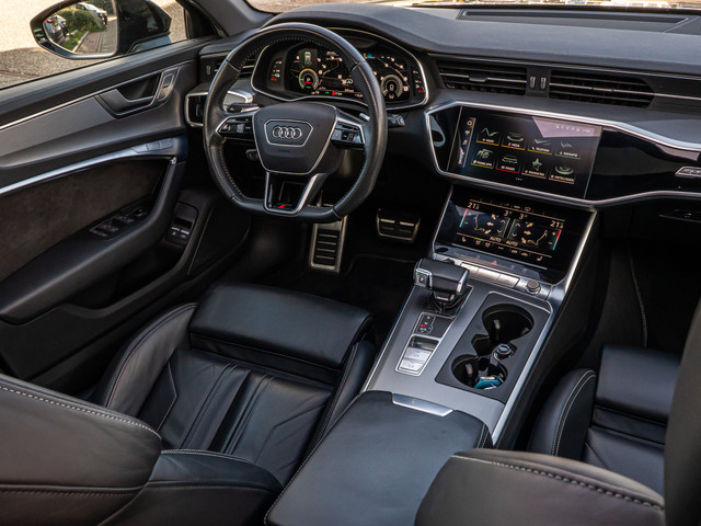 Foto 3 van Audi A6 Avant 55 TFSI e quattro Competition PANO 20 INCH CAMERA MEMORY STOEL BLACK OPTIC BOMVOL!!