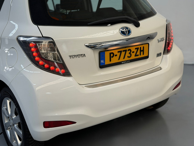 Foto 9 van Toyota Yaris 1.5 Full Hybrid Aspiration Camera Nieuwe APK + Beurt
