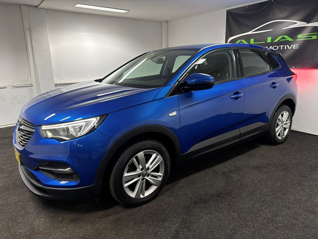 Foto 9 van Opel Grandland X 1.2 Turbo Online Edition - Navi - Carplay - Camera - Lane Assist - Cruise - APK 202