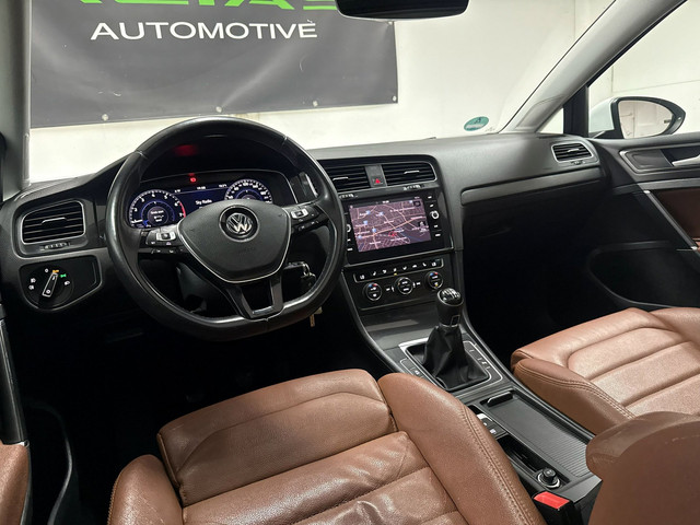 Foto 5 van Volkswagen Golf Variant 1.5 TSI Comfortline Business - Navi - Virtual Dash - Pano - Lane Assist - Cr