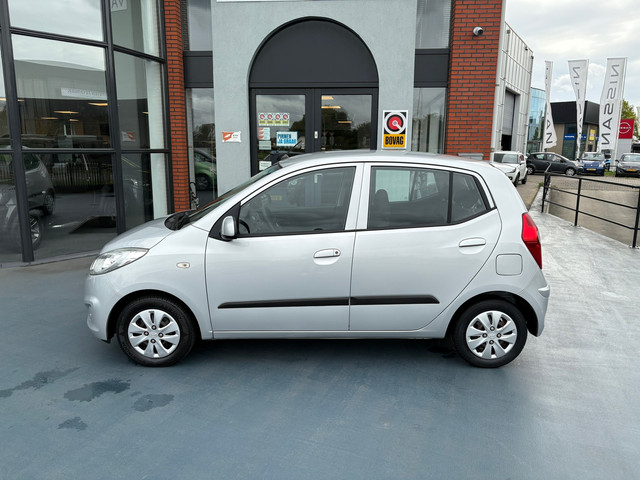 Foto 2 van Hyundai I10 1.2 Plus AIRCO RADIO CD/AUX/USB
