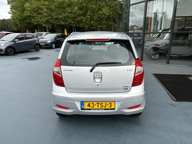 Foto 4 van Hyundai I10 1.2 Plus AIRCO RADIO CD/AUX/USB