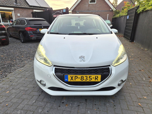 Foto 4 van Peugeot 208 1.4 VTi Active Airco Cruise